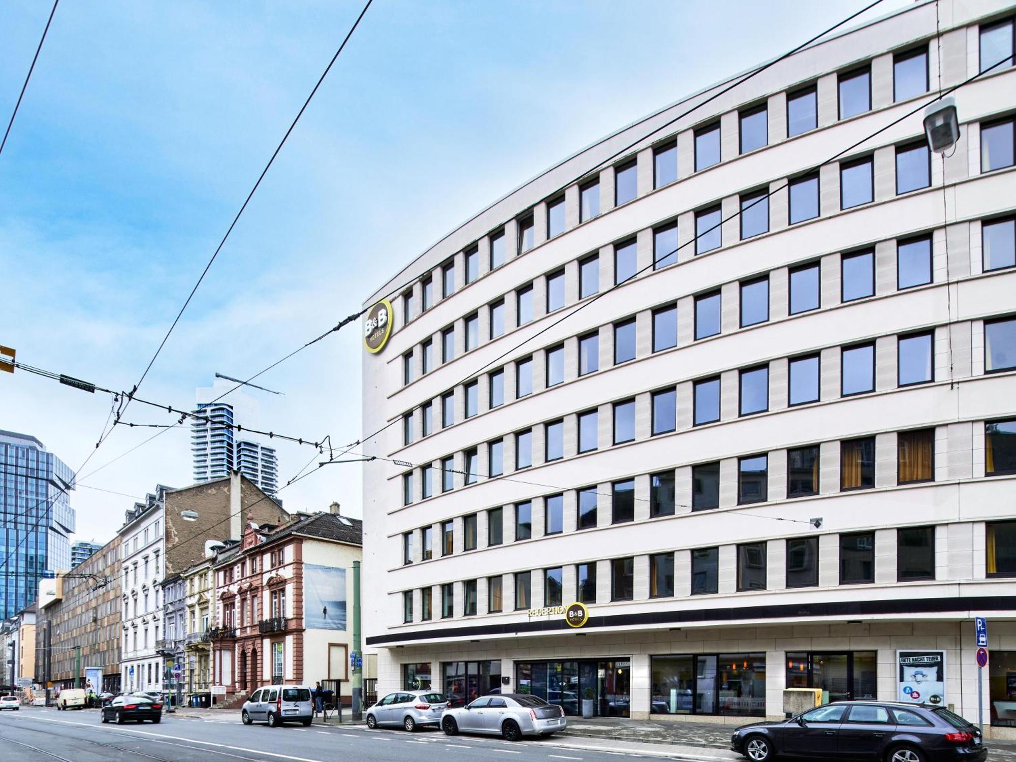 B&B Hotel Frankfurt-Hbf Fráncfort del Meno Exterior foto